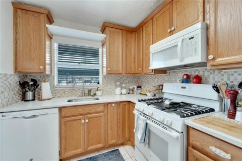 Condominio en venta en Saint Petersburg, Florida, 2 dormitorios, 100.8 m2 № 1907027 - foto 11
