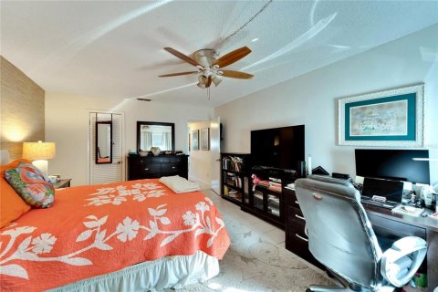 Condominio en venta en Saint Petersburg, Florida, 2 dormitorios, 100.8 m2 № 1907027 - foto 27