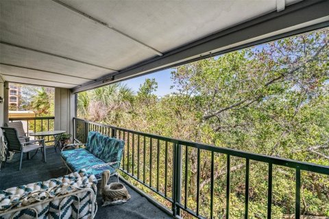 Condo in Indian Shores, Florida, 2 bedrooms  № 2108205 - photo 22
