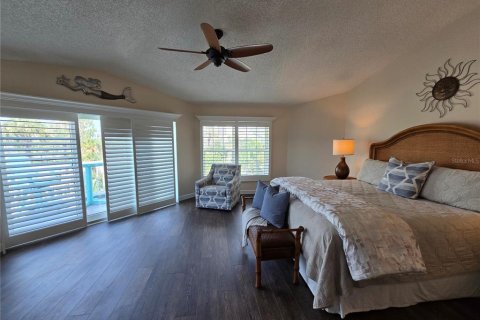 Townhouse in Saint Pete Beach, Florida 3 bedrooms, 219.81 sq.m. № 1917558 - photo 22