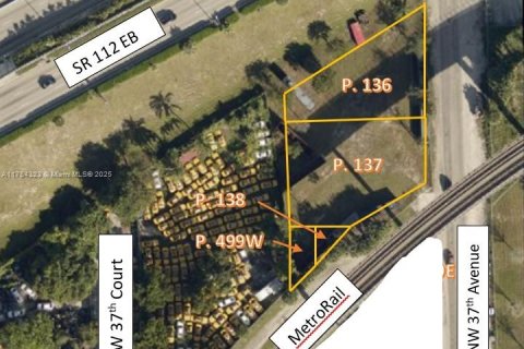 Commercial property in Miami, Florida № 1836618 - photo 1