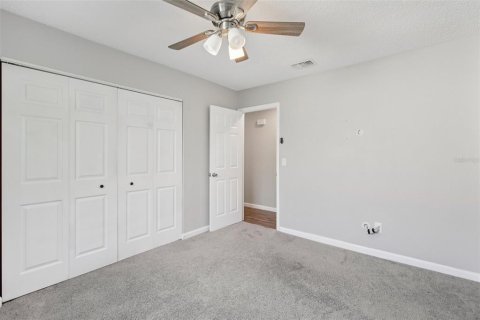 House in Tampa, Florida 4 bedrooms, 170.85 sq.m. № 1853127 - photo 17