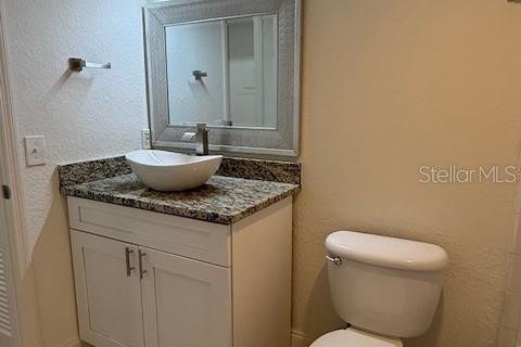 Condo in Altamonte Springs, Florida, 2 bedrooms  № 1915493 - photo 12