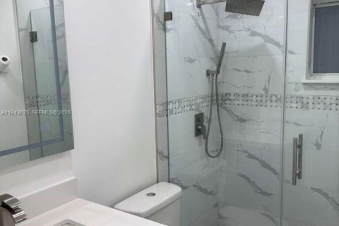 Apartment in Miami, Florida 2 bedrooms № 2000536 - photo 6