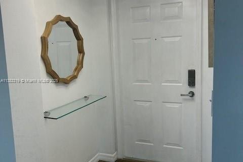 Condo in Aventura, Florida, 2 bedrooms  № 2022341 - photo 10