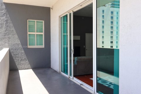 Купить кондоминиум в Майами, Флорида 2 спальни, 116.59м2, № 2004175 - фото 21