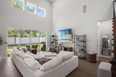 Casa en venta en Winter Park, Florida, 5 dormitorios, 288.83 m2 № 2167689 - foto 11