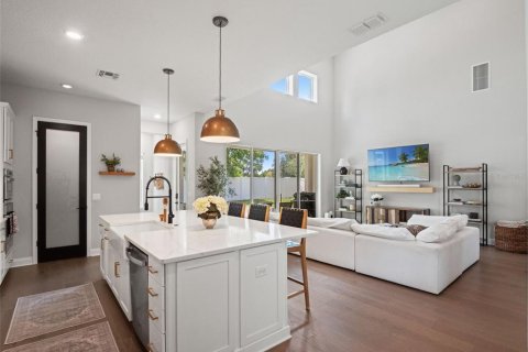 Casa en venta en Winter Park, Florida, 5 dormitorios, 288.83 m2 № 2167689 - foto 17