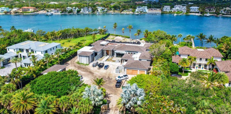 Casa en Jupiter Island, Florida 5 dormitorios, 794.41 m2 № 2175954