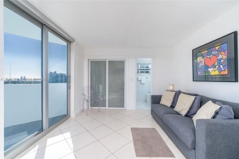 Снять в аренду кондоминиум в Норт-Бей-Виллидж, Флорида 1 спальня, 92.9м2, № 2005418 - фото 18