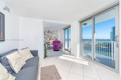 Снять в аренду кондоминиум в Норт-Бей-Виллидж, Флорида 1 спальня, 92.9м2, № 2005418 - фото 17