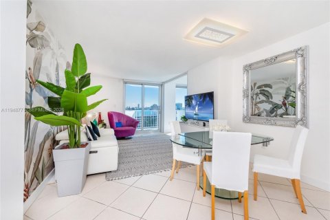 Снять в аренду кондоминиум в Норт-Бей-Виллидж, Флорида 1 спальня, 92.9м2, № 2005418 - фото 4