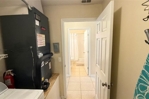 Villa ou maison à louer à Kissimmee, Floride: 4 chambres, 183.48 m2 № 2428975 - photo 23