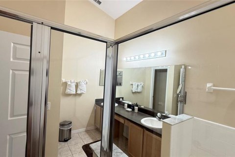 Villa ou maison à louer à Kissimmee, Floride: 4 chambres, 183.48 m2 № 2428975 - photo 7