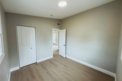 Casa en alquiler en Saint Petersburg, Florida, 2 dormitorios, 64.38 m2 № 1906196 - foto 15