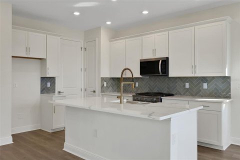 House in Lakewood Ranch, Florida 3 bedrooms, 157.56 sq.m. № 1523239 - photo 10