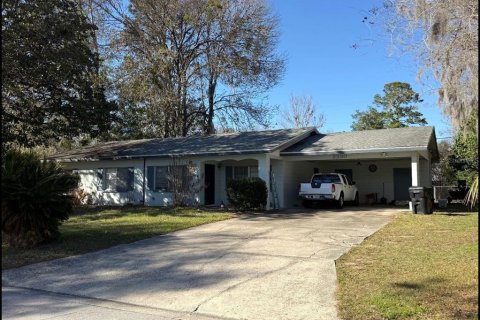 House in Gainesville, Florida 4 bedrooms, 175.77 sq.m. № 2233015