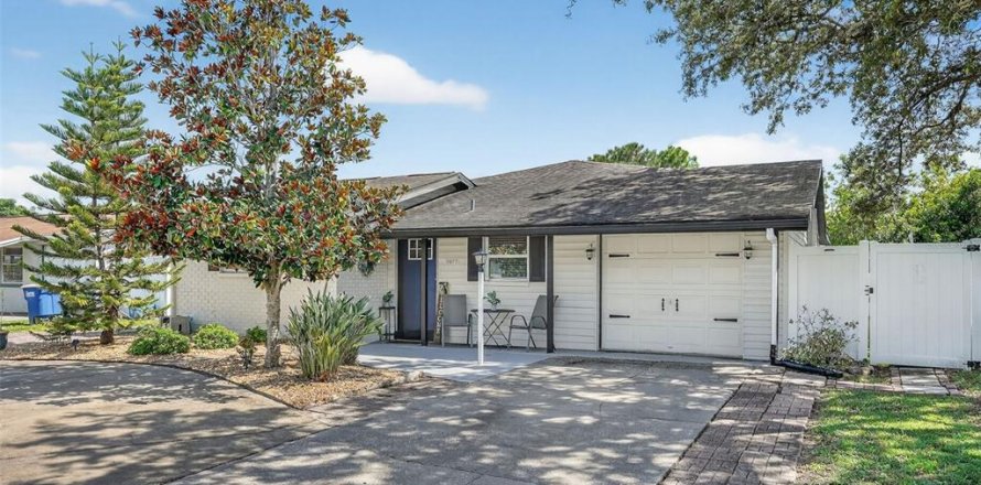 Villa ou maison à Clearwater, Floride 3 chambres, 201.41 m2 № 1914627