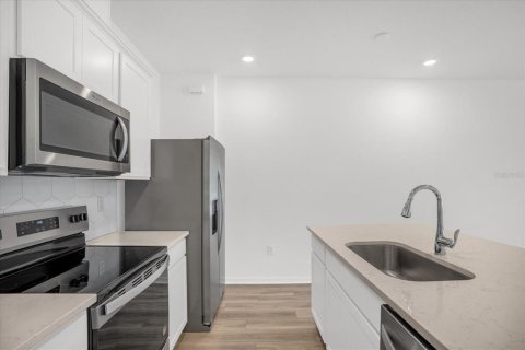 Adosado en alquiler en Orlando, Florida, 3 dormitorios, 144.28 m2 № 1903405 - foto 8