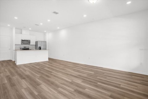 Adosado en alquiler en Orlando, Florida, 3 dormitorios, 144.28 m2 № 1903405 - foto 4
