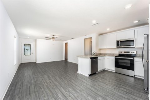 Casa en venta en Lake Alfred, Florida, 3 dormitorios, 104.98 m2 № 1902329 - foto 6