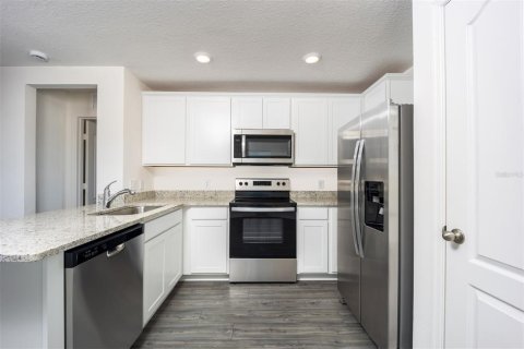 Casa en venta en Lake Alfred, Florida, 3 dormitorios, 104.98 m2 № 1902329 - foto 5
