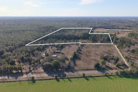 House in Alachua, Florida 2 bedrooms, 134.34 sq.m. № 2125583