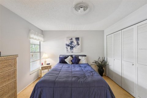 Condo in Sarasota, Florida, 1 bedroom  № 1879458 - photo 23