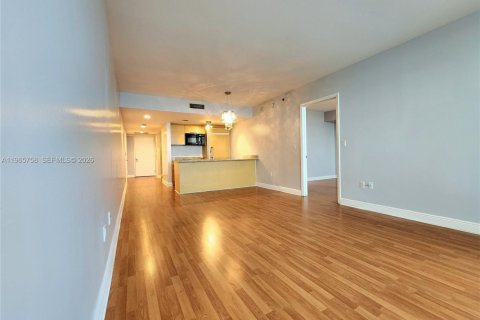 Copropriété à vendre à Hallandale Beach, Floride: 2 chambres, 100.89 m2 № 2090137 - photo 11