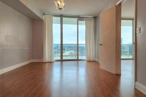 Copropriété à vendre à Hallandale Beach, Floride: 2 chambres, 100.89 m2 № 2090137 - photo 13