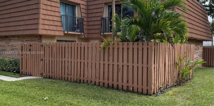 Таунхаус в Купер-Сити, Флорида 2 спальни, 117.43м2 № 2004463