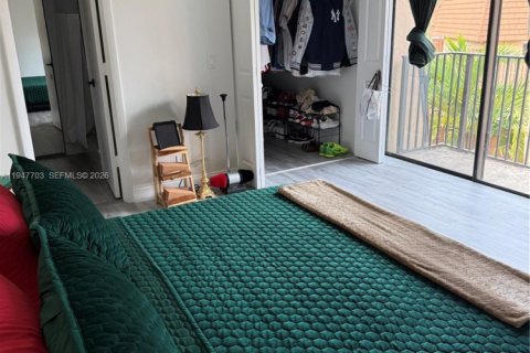 Снять в аренду таунхаус в Купер-Сити, Флорида 2 спальни, 117.43м2, № 2004463 - фото 9