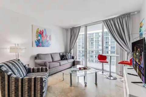 Copropriété à louer à Miami, Floride: 1 chambre, 76.64 m2 № 1710631 - photo 7