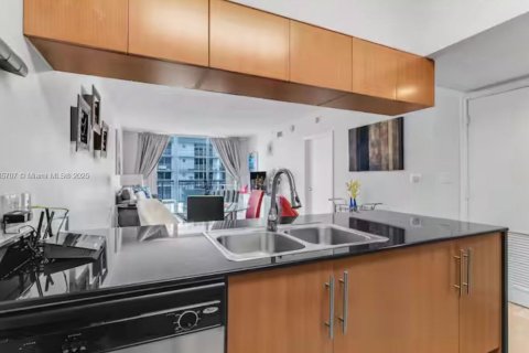 Copropriété à louer à Miami, Floride: 1 chambre, 76.64 m2 № 1710631 - photo 4