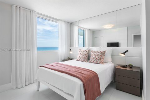 Condo in Miami Beach, Florida, 3 bedrooms  № 1977314 - photo 14