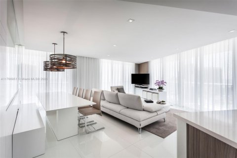 Condo in Miami Beach, Florida, 3 bedrooms  № 1977314 - photo 3