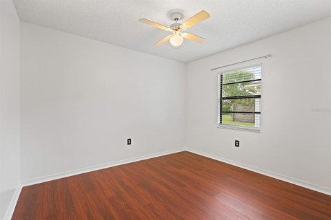 Casa en alquiler en Zephyrhills, Florida, 3 dormitorios, 138.05 m2 № 1886497 - foto 15