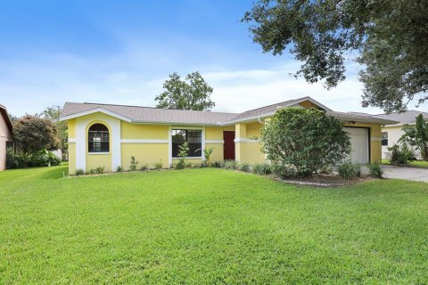 Casa en alquiler en Zephyrhills, Florida, 3 dormitorios, 138.05 m2 № 1886497 - foto 1