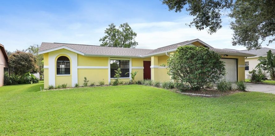 Casa en Zephyrhills, Florida 3 dormitorios, 138.05 m2 № 1886497