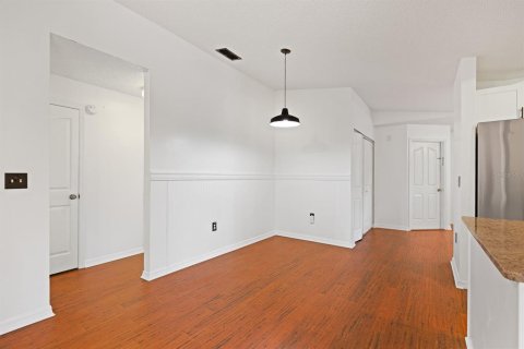 House in Zephyrhills, Florida 3 bedrooms, 138.05 sq.m. № 1886497 - photo 8