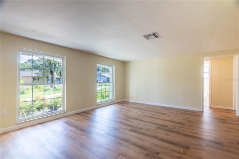 Villa ou maison à vendre à Hudson, Floride: 4 chambres, 184.23 m2 № 1654098 - photo 11