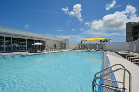 Купить кондоминиум в Норт-Майами, Флорида 3 спальни, 167.32м2, № 2062475 - фото 22