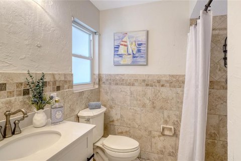 House in Sarasota, Florida 4 bedrooms, 245.82 sq.m. № 1742590 - photo 22