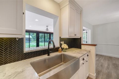 House in Sarasota, Florida 4 bedrooms, 245.82 sq.m. № 1742590 - photo 16