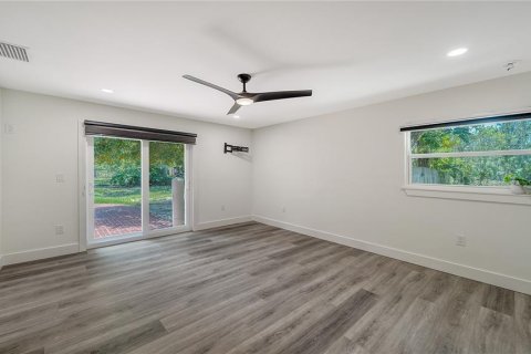 House in Sarasota, Florida 4 bedrooms, 245.82 sq.m. № 1742590 - photo 25