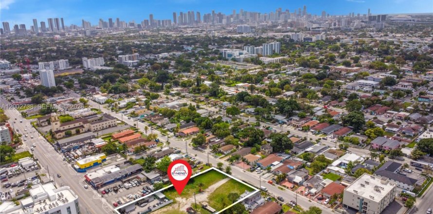 Immobilier commercial à Miami, Floride № 2066518