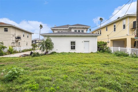 House in Saint Petersburg, Florida 3 bedrooms, 232.72 sq.m. № 1804062 - photo 30