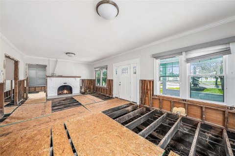 House in Saint Petersburg, Florida 3 bedrooms, 232.72 sq.m. № 1804062 - photo 7
