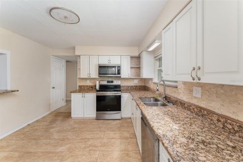 Villa ou maison à vendre à Lakeland, Floride: 3 chambres, 144 m2 № 1613855 - photo 10
