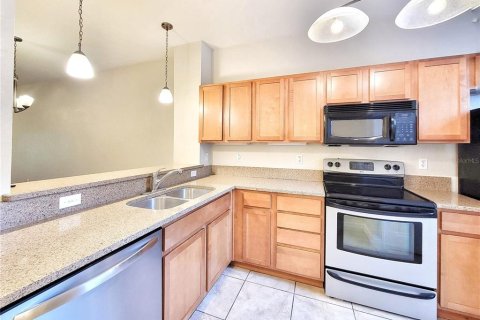 Condominio en venta en Gainesville, Florida, 2 dormitorios, 134.71 m2 № 1797791 - foto 3